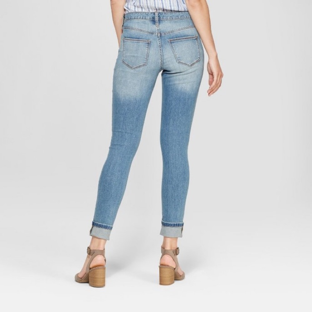 Universal Thread Jeans - Picture 2 of 5